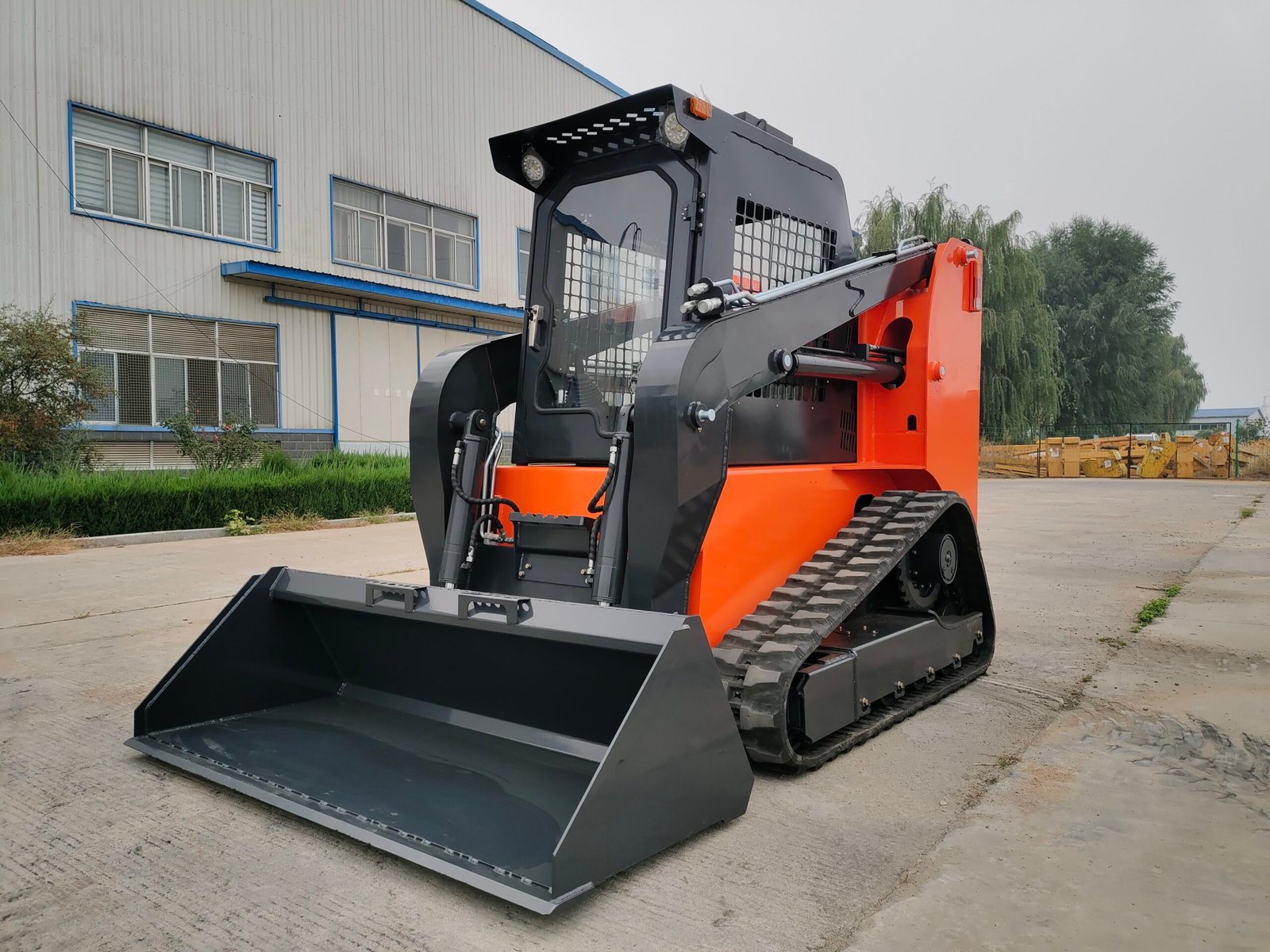 HE65T skid steer loader