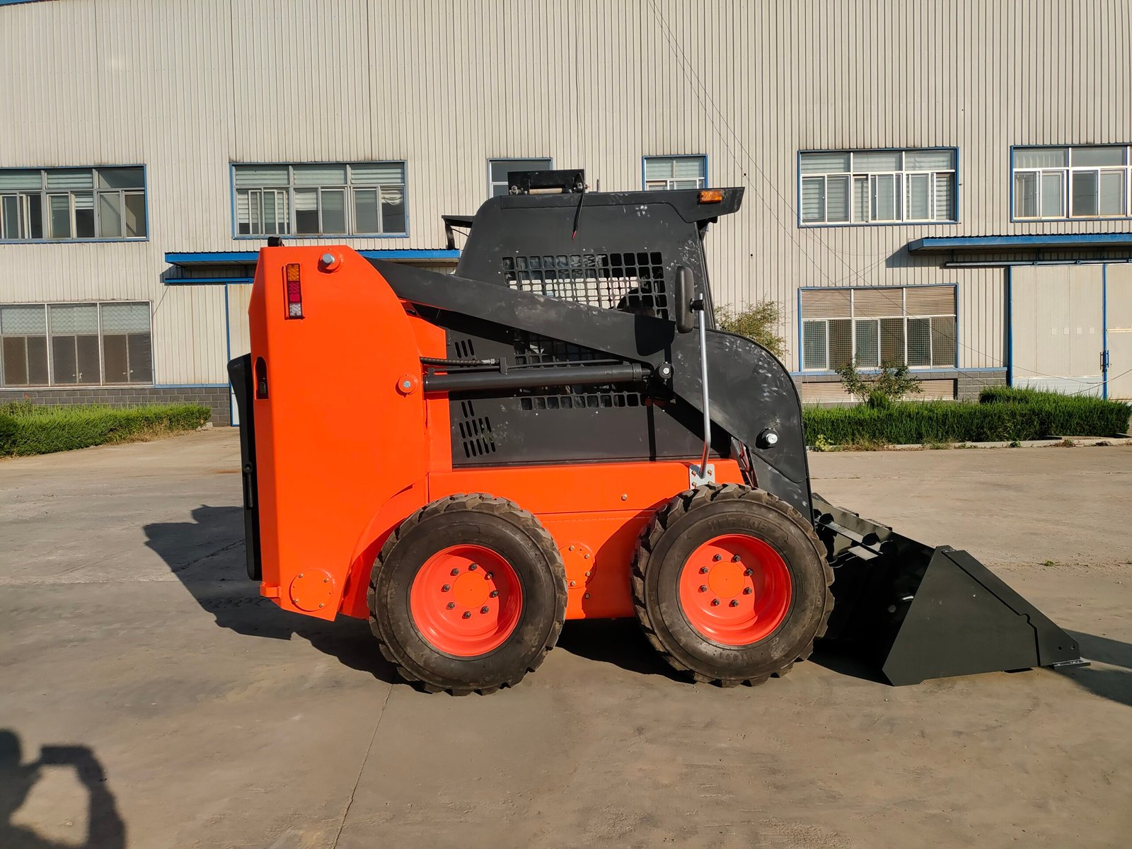 HE65 skid steer loader